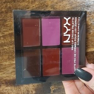 🍁 Free with purchase apon request 🍁